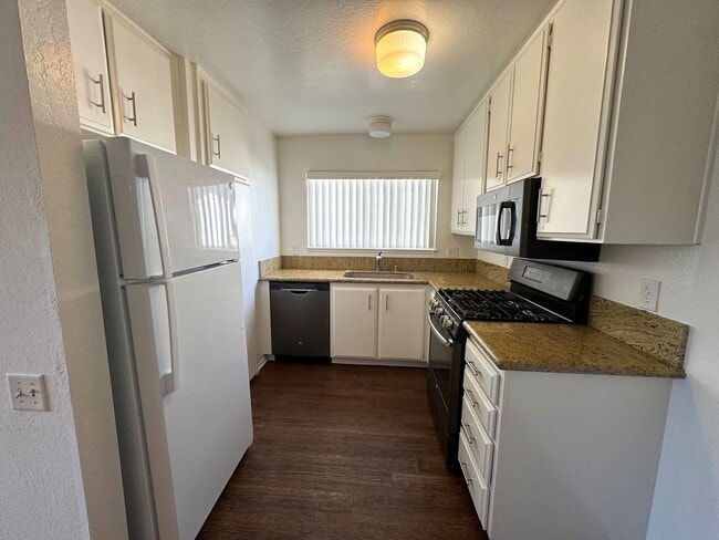 Photo - Penthouse Living in Ventura Keys – Harbor Village Condo