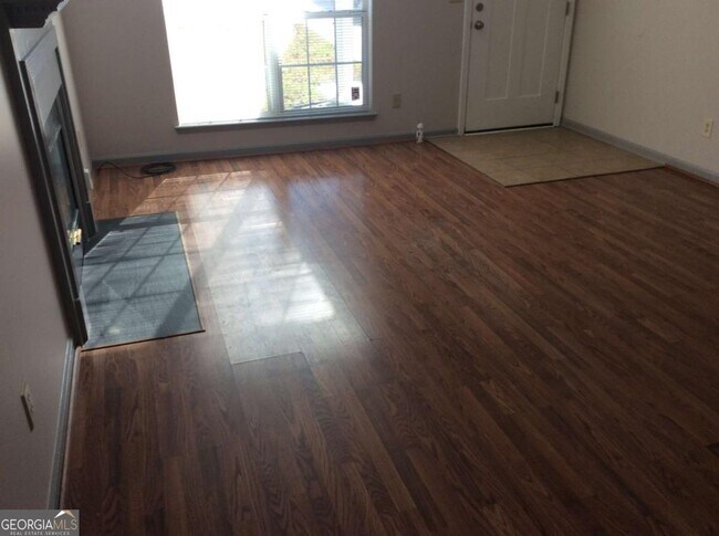 Photo - 2882 Silver Maple Ct