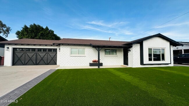 Photo - 8240 E Turney Ave