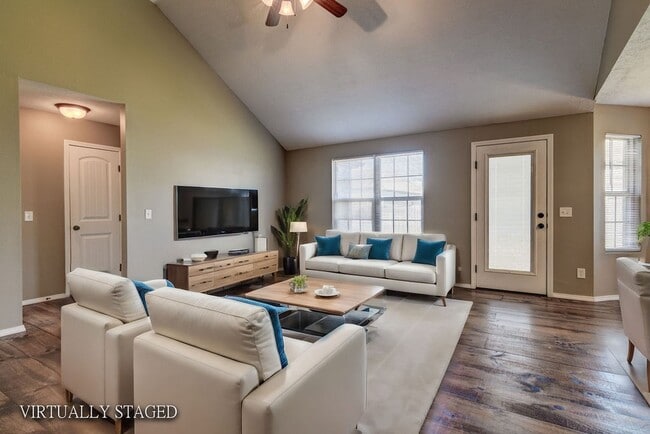 Photo - Beautiful 3-bedroom, 2-bath home in Republic with a 2-car garage.