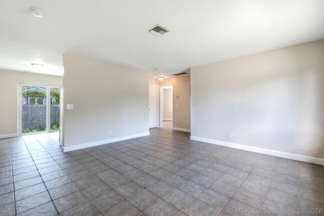 3482 48th Ln S