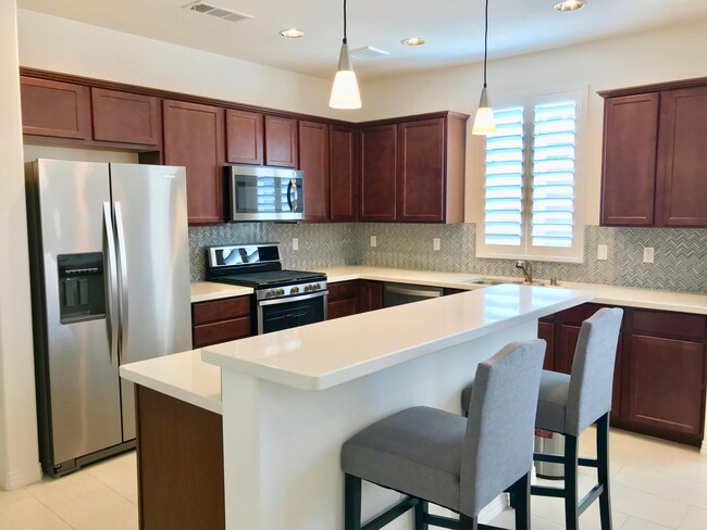 52439 Hawthorn Ct
