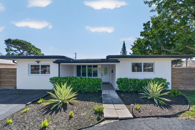 Photo - 850 SE 1st Ave