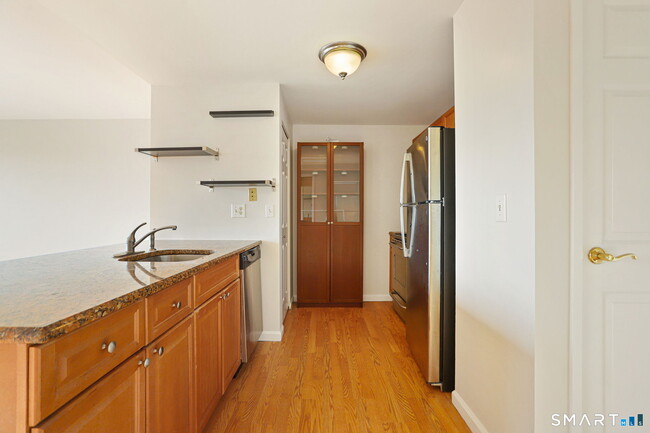 Photo - 300 Broad St Unit 603