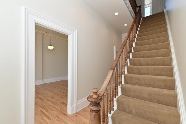 Photo - 408 S 3rd St