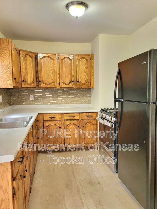 Photo - 4931 Appleton Ave