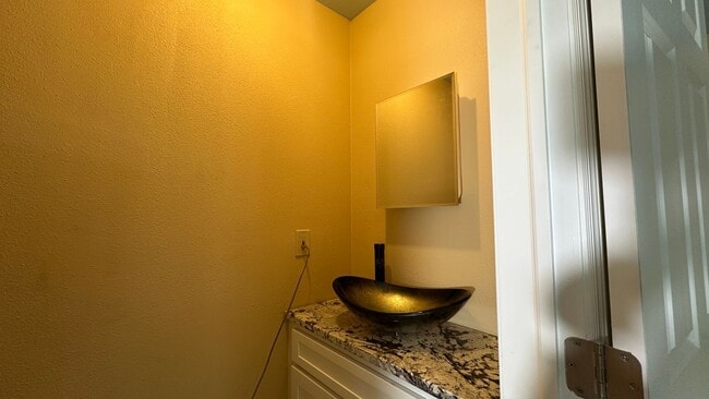 Photo - 261 W Caldwell St