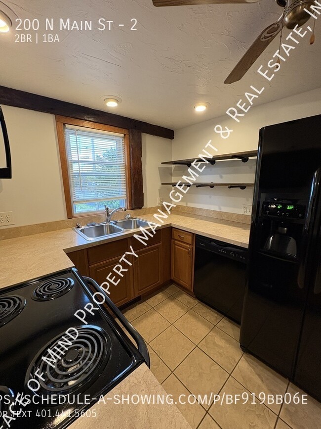 Photo - 200 N Main St Unit 2