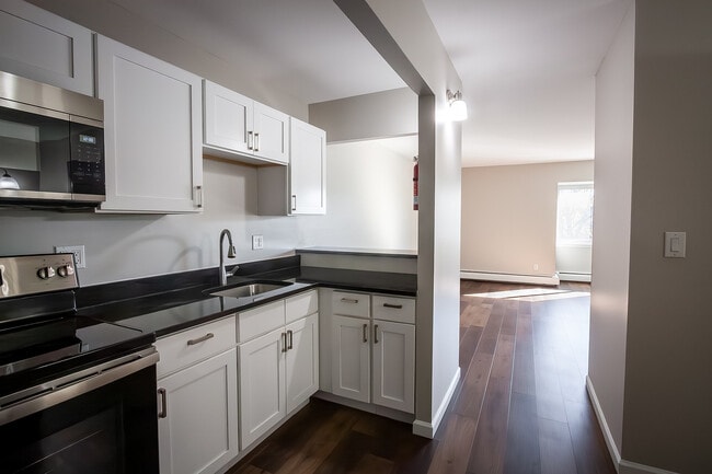 James - Kitchen - The PARK