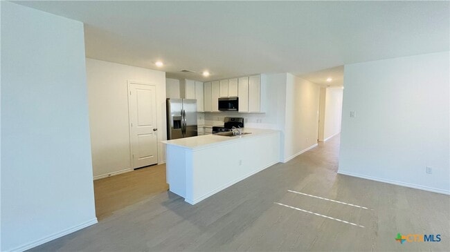 Photo - 1122 Campbellton Dr