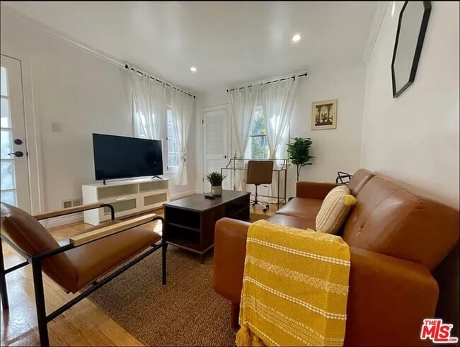 Photo - 907 18th St Condo Unit F