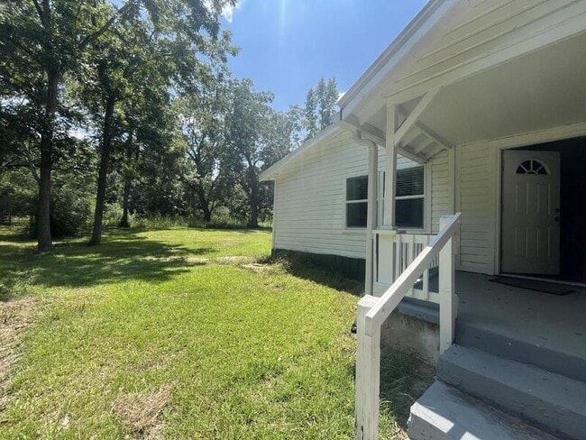 Building Photo - 4114 2nd Ave Rental