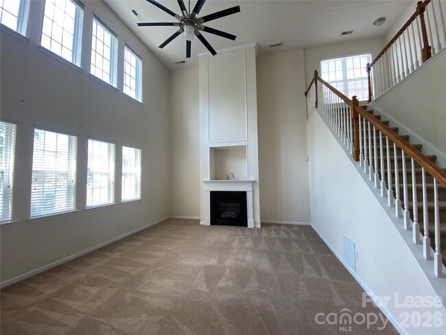 Photo - 6512 Manitoba Ln