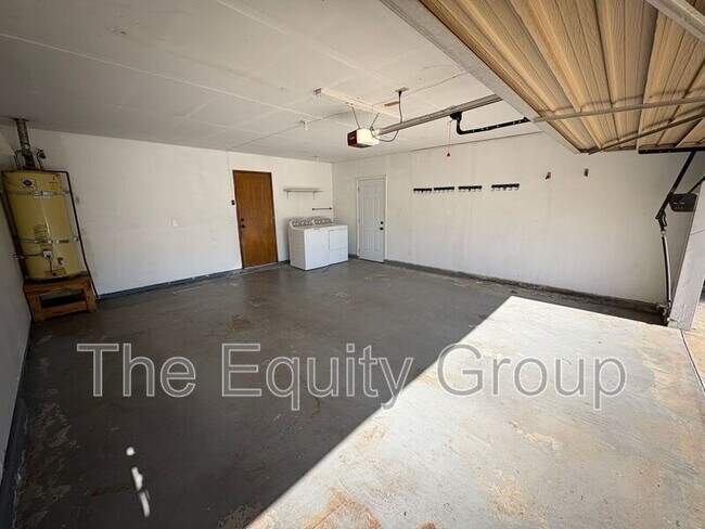 Photo - 2139 S Conyer Ct