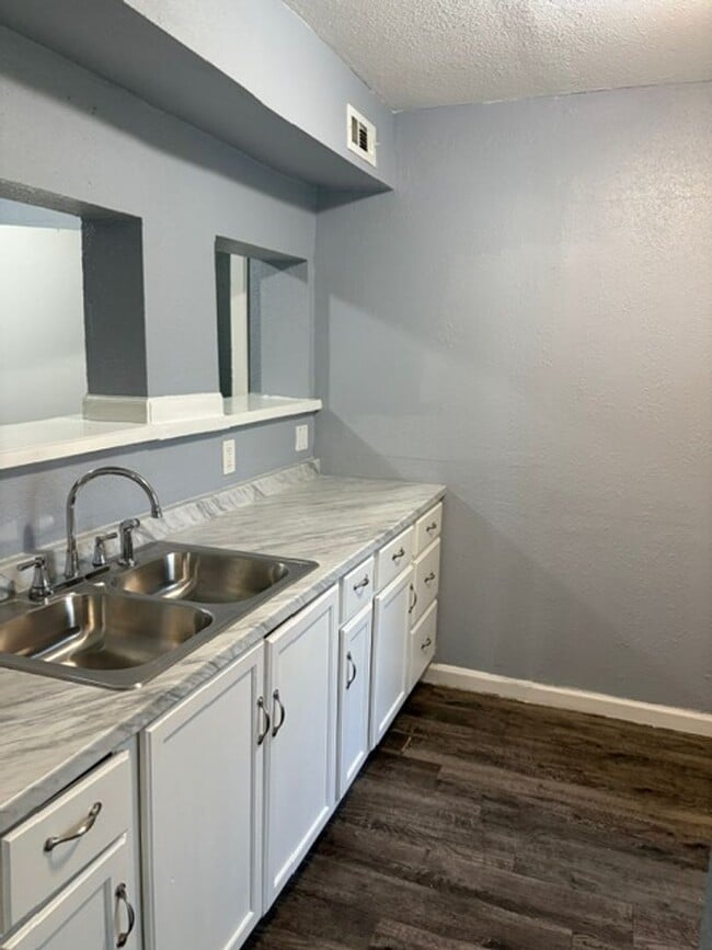 Photo - Housing Vouchers Excepted!