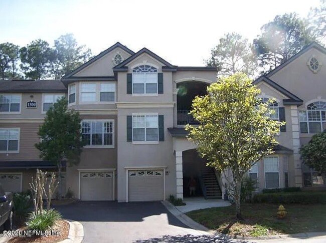 Photo - 13810 Sutton Park Dr N Condo Unit 637