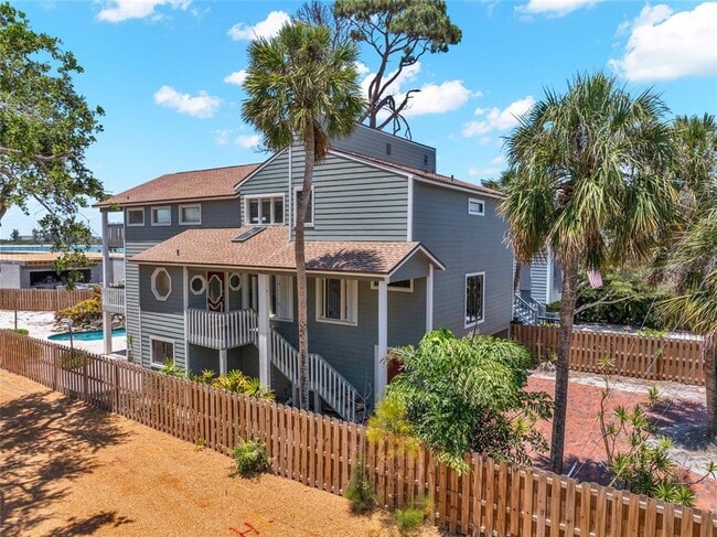 Photo - 4051 N Shell Rd