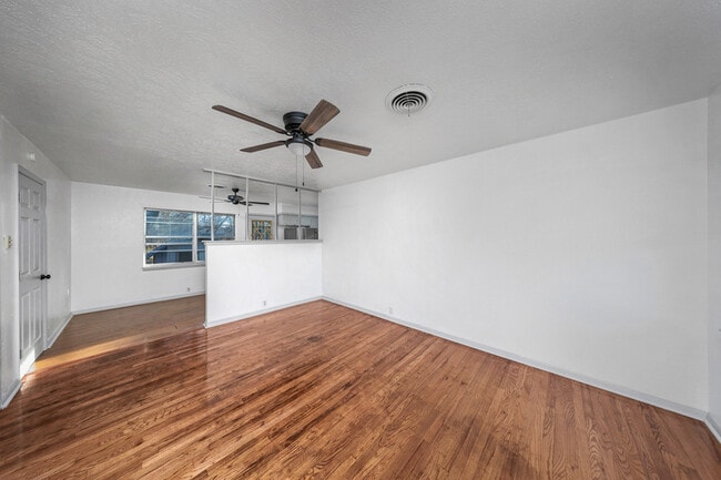 Photo - 5860 NW Dearborn Ave