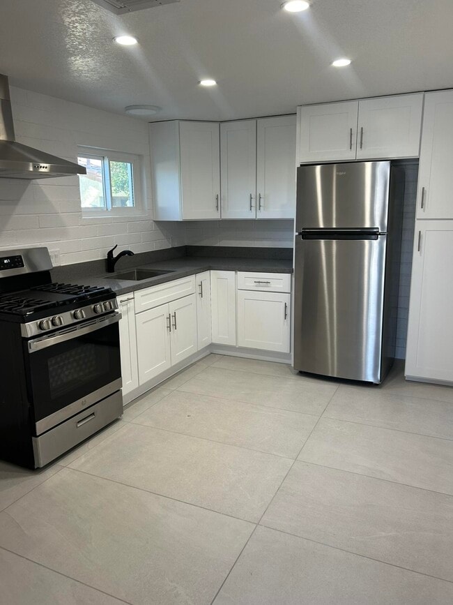 Photo - 44635 San Carlos Ave