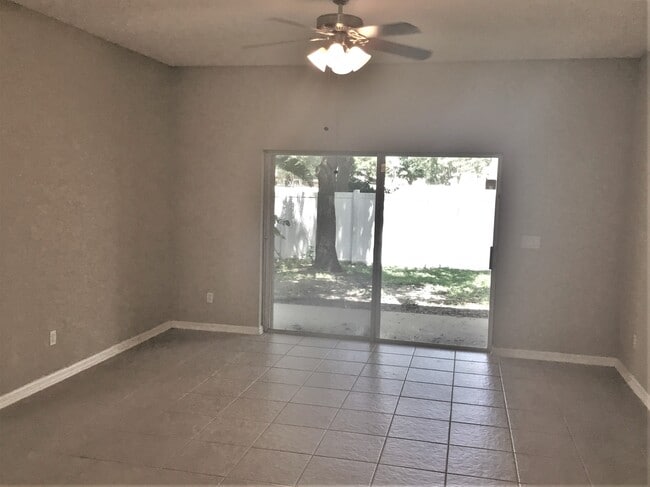 Photo - 1309 Kintla Rd