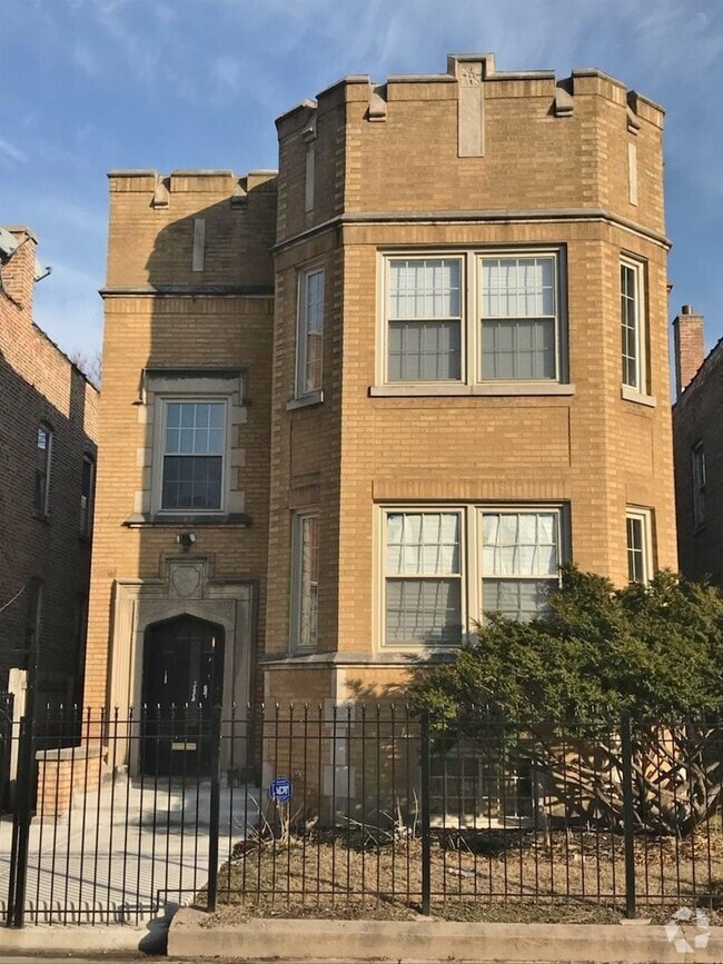 Building Photo - 8105 S Green St Unit 1 Rental