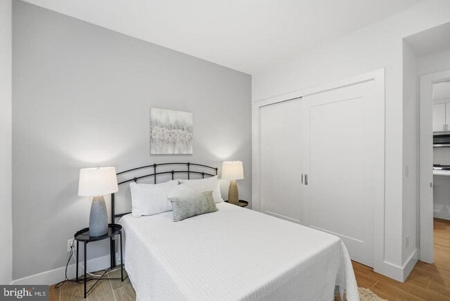 2234 11th St NW Unit T02
