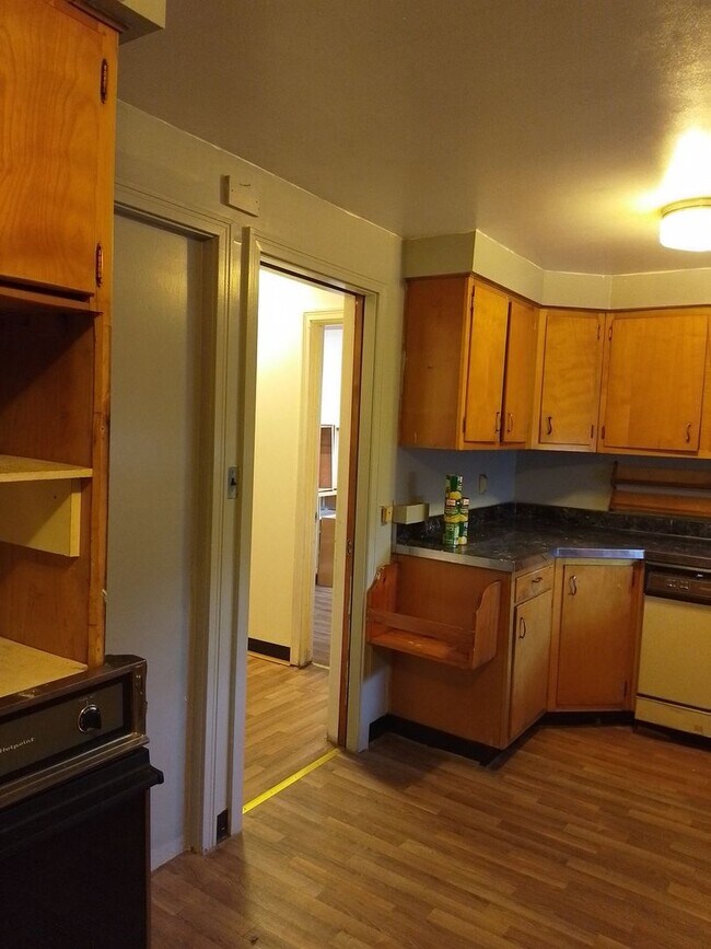 36 Davidson Ave