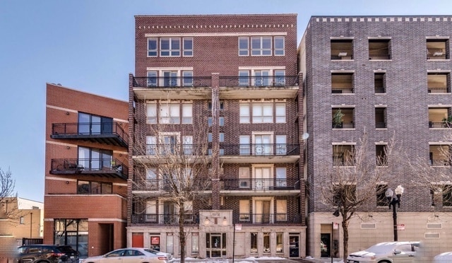 Building Photo - 1347 N Sedgwick St Unit 2N