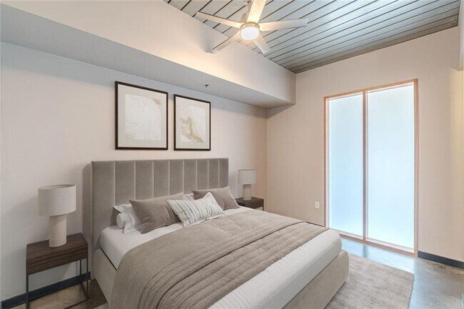 Photo - 620 Glen Iris Dr NE Unit 501