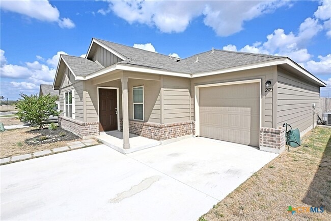 Photo - 2973 Greenbriar Rd