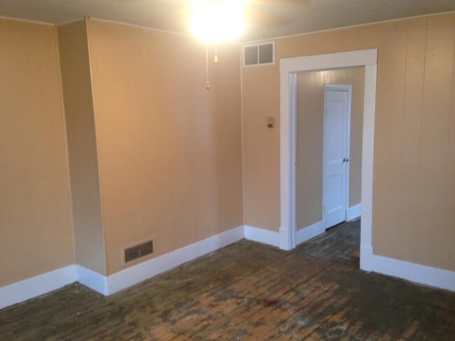 Photo - 308 S Graham Ave