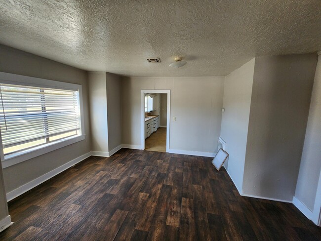 Photo - 916 Arlington St