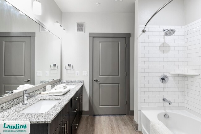 Photo - 2650 S McDonald St Unidad 4221