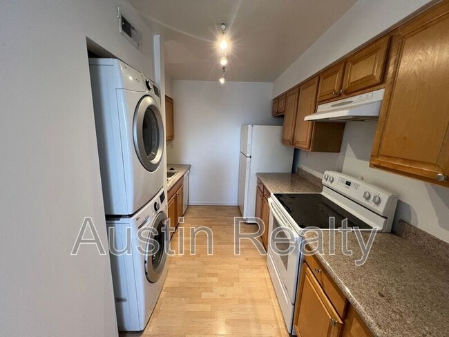 Photo - 4390 McPherson Ave Unidad East (2F)