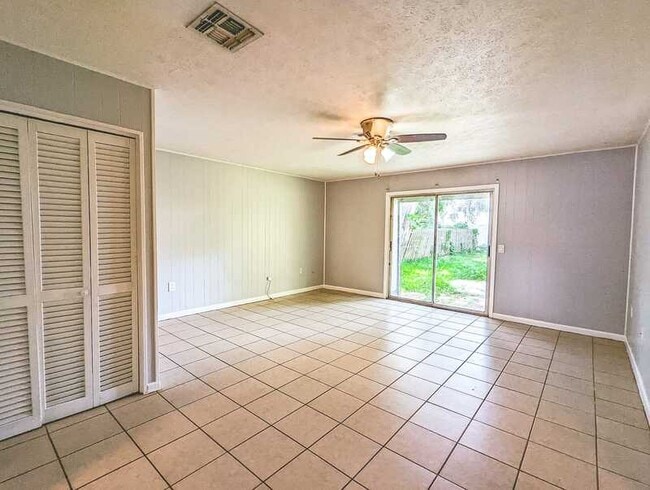 Photo - 1339 Eagleview Dr