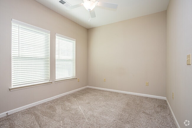 1BR, 1BA - 812SF - Marbella