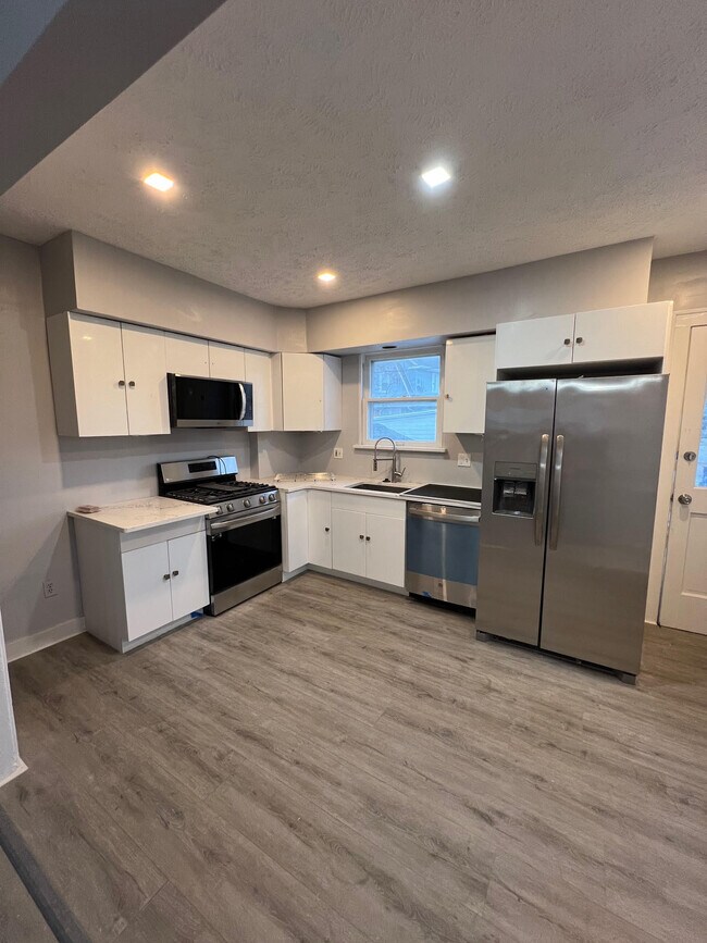 Photo - 2215 Godnor Rd Unidad 2215