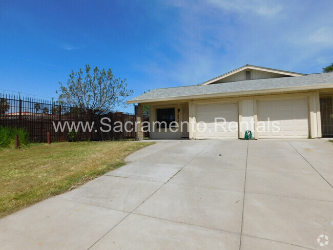 Building Photo - Spacious 2bd/1ba Duplex with Garage near A... Rental