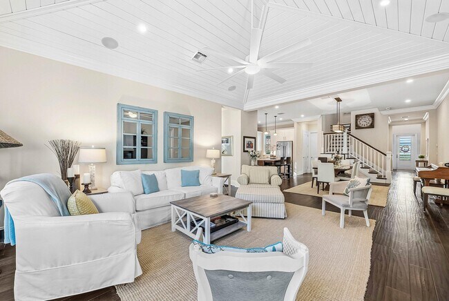 Photo - 120 Grove Way