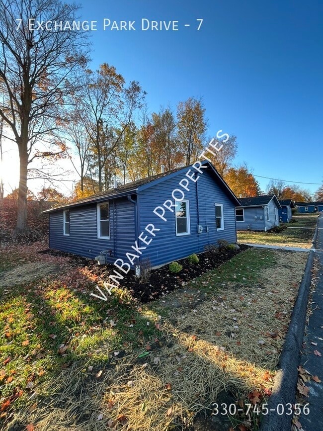 Photo - 7 Exchange Park Dr