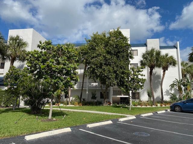 Photo - 1605 US-1 Unit B206