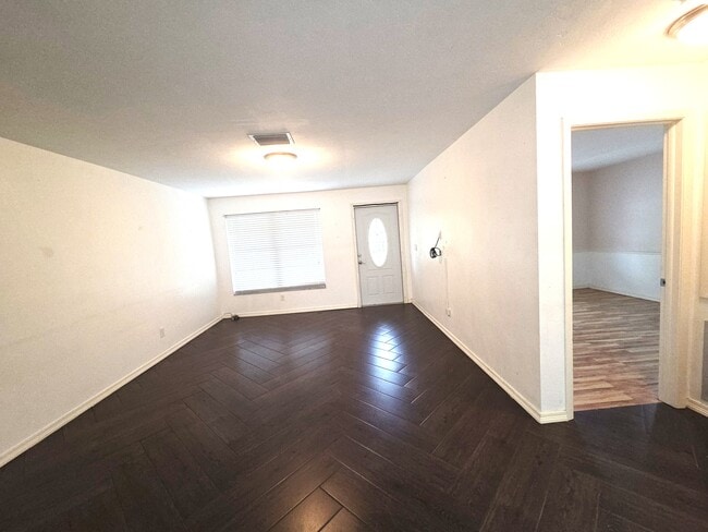 1213 SW 48th Ter Unit B