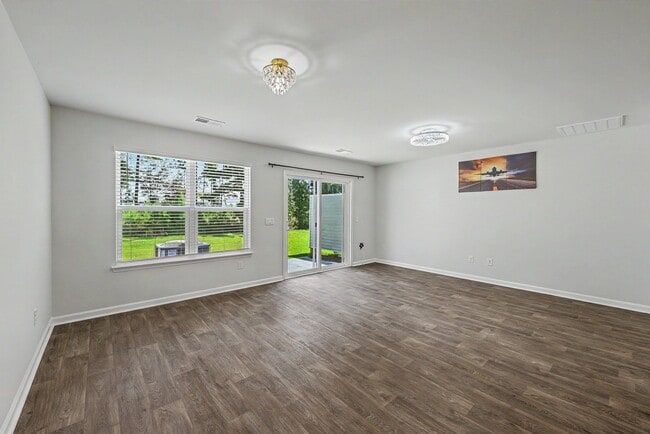 152 Haventree Ct