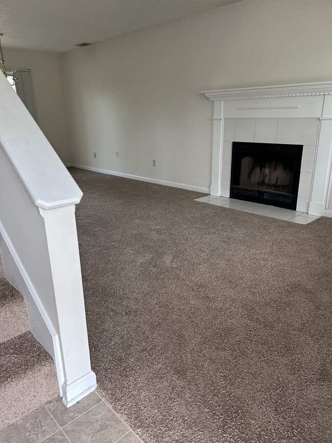 Photo - 2815 Stonewater Dr