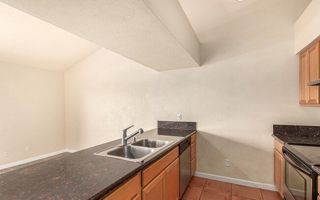 Photo - 1065 W 1st St Unit 209