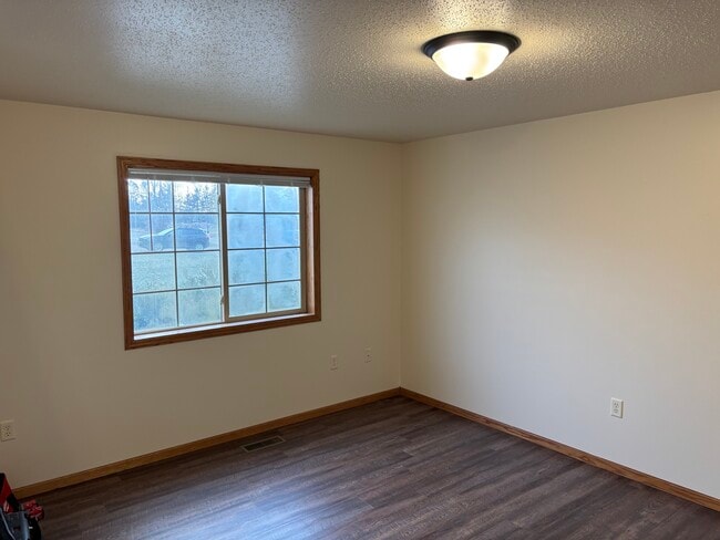Photo - 16976 54th Ave