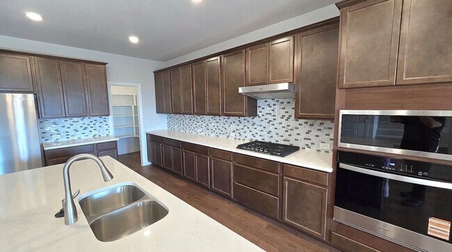 Photo - 3017 Burwick Ln