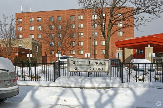 Photo - Becher Terrace (55+)