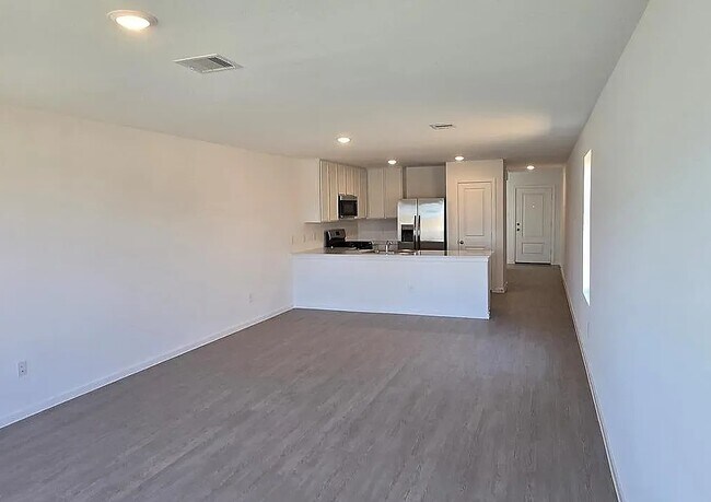 Photo - 18716 Loom Dr