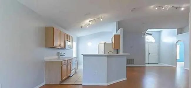 Photo - 16942 Cornerwood Dr